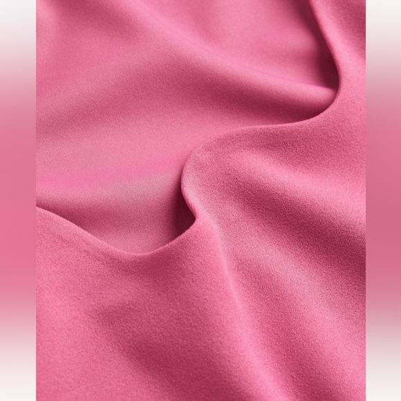 H&M NWT Womens Fitted Jersey Top Pink Size Small - Picture 5 of 5